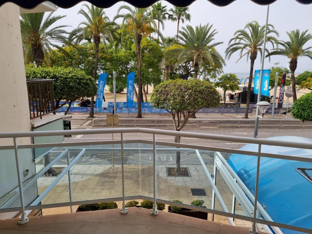 Apartamento Primera Linea Mar Cambrils Cerca Puerto エクステリア 写真